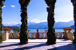 terrazza panoramica sul lago di villa Balbianello durante il tour alla scoperta del lago di Como